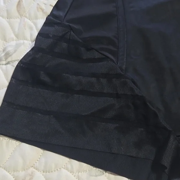 Bodice With Boning And Open Crotch - Picture 2 of 9